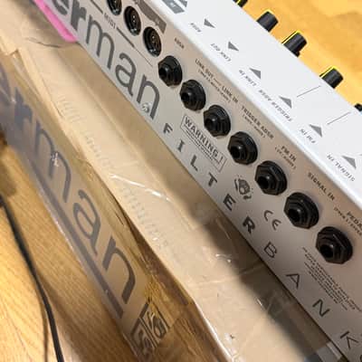 Sherman Filterbank 2 2000s - White with original box power supply - dual filter synth image 4