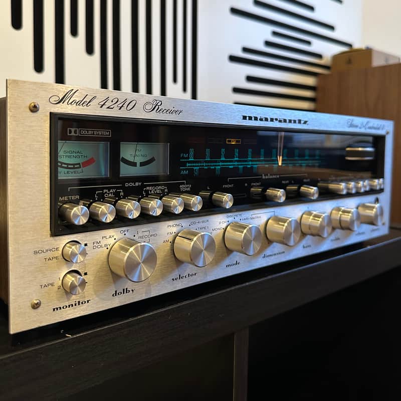 Marantz Model 4240 17-Watt Quadraphonic Solid-State Receiver 1974 - 1978 image 1