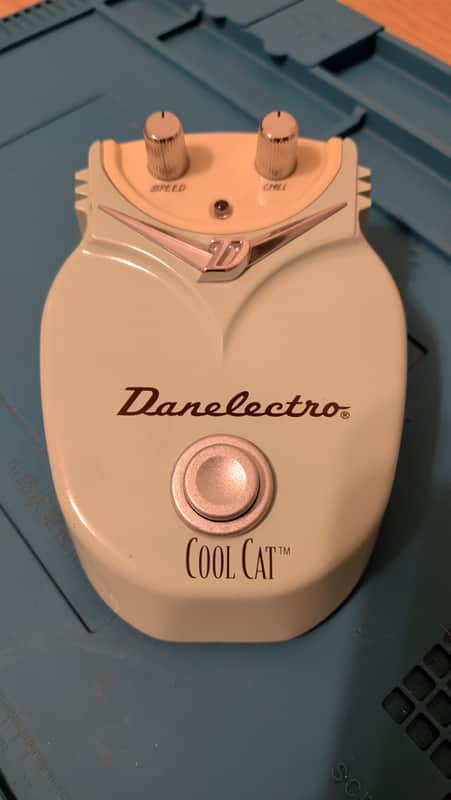 Danelectro Cool Cat Chorus 1990s - Mint Green imagen 1