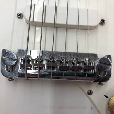 Kalamazoo KG2 1960's White vintage electric guitar image 5