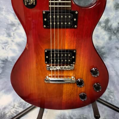 2010 Silvertone Samick Solid Body Guitar Pro Setup New Strings Gigbag image 2
