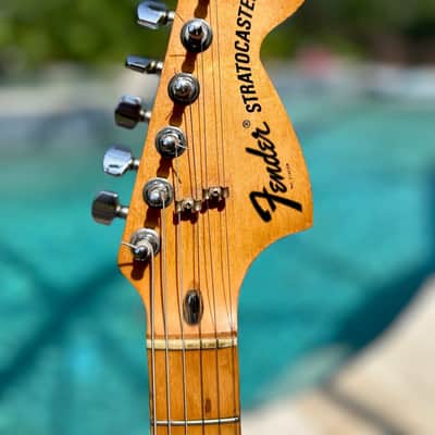 1975 Fender Stratocaster with 3-Bolt Neck - Olympic White image 5