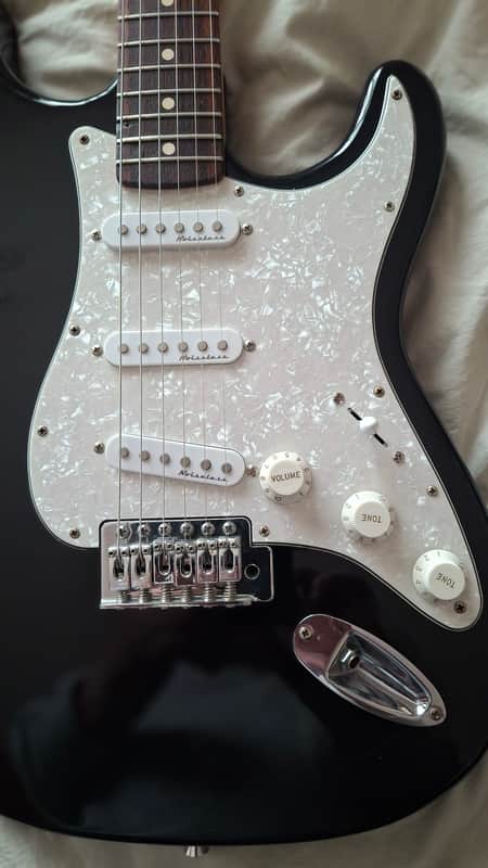 Fender Standard stratocaster 1995 - Black image 1