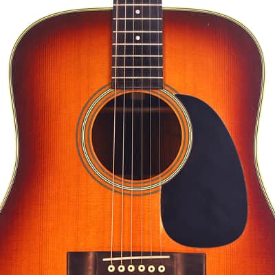 Martin D-28 1975 Sunburst Acoustic Guitar - Rare vintage rarity with legendary Martin sound and unique character - check video! image 3