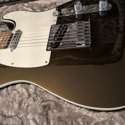 Fender American Ultra Telecaster with Rosewood Fretboard 2019 - 2025 - Texas Tea image 5