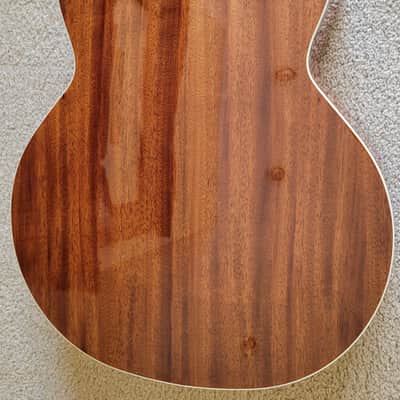 Guild B-140E Acoustic Electric Bass Guitar, Natural Finish, Guild Gig Bag image 9