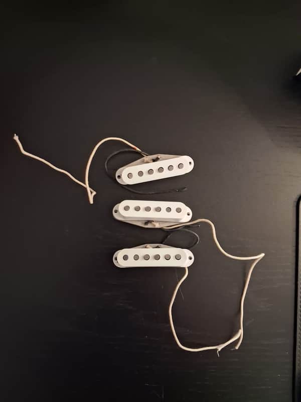 Fender 099-2114-000 Custom Shop '69 Stratocaster Pickup Set 2010s - Aged White