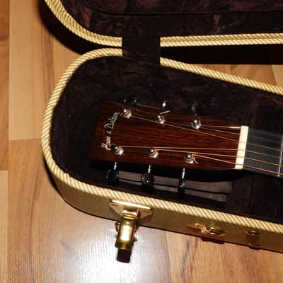 Huss and Dalton TOM-M Custom #4683 - Gloss image 6
