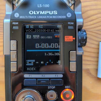 Olympus LS-100 PCM Handheld Portable Multi-Track Field Recorder similar to Tascam DR-100 image 5
