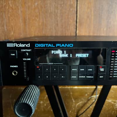 Roland MKS-20 Digital Piano Sound Module rackmount RD-1000 New battery & Display image 3