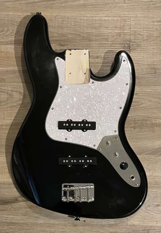 Fender Squier Jazz Bass Loaded Body image 1