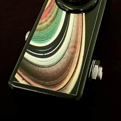 Saturnworks Arcade Button Soft Touch Passive Black Killswitch Kill Mute Stutter Switch Pedal with Switchcraft USA Jacks - Handcrafted in California image 2