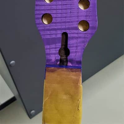 Warwick Dolphin Pro 1 - 8 String Custom Shop Masterbuilt 2022 - AAA Flame SOLID French Ash over Satin Transparent Purple Grape Flavor image 17