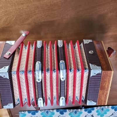 Renelli Vintage 21 Key Conertina Accordion 1980's image 3