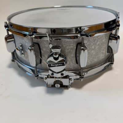 Rogers #36 Dyna-Sonic 5x14" Wood Snare Drum with Beavertail Lugs Reissue 2018 - 2020 - White Marine Pearl image 3