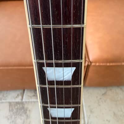 Gibson Les Paul Classic 2023 - Honeyburst image 3