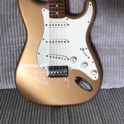 Fender Limited Edition Vintera '70s Stratocaster Hardtail 2020s - Firemist Gold CS '69 Pickups imagen 10