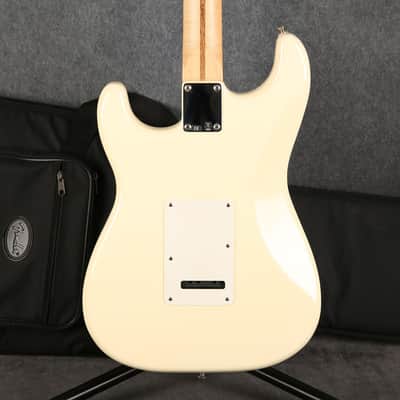 Fender Mexican Standard Stratocaster - Arctic White - 2nd Hand (165797) image 6