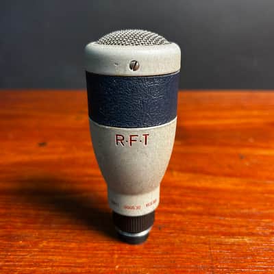 RFT VEB 301 1970 - Grey and White