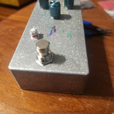 Moonn Electronics That Can't Be Right... 2026 - Bare aluminum image 2