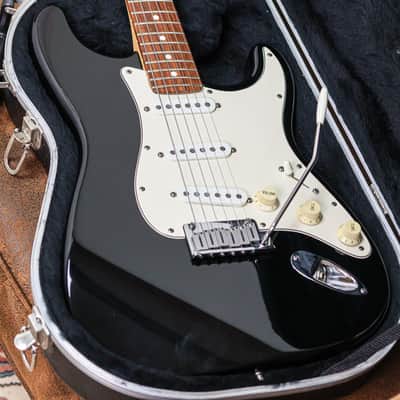 Fender American Standard Stratocaster 1995 | Black image 4
