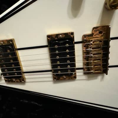 Jackson Randy Rhoads Concorde Tribute 2010 - White image 3