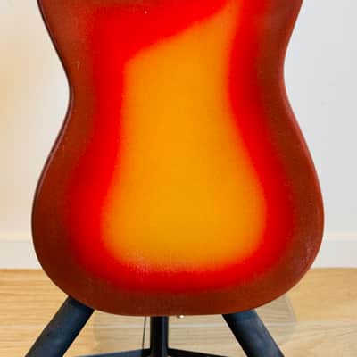 Fender Duo-Sonic 1961 - Sunburst with OHSC image 3