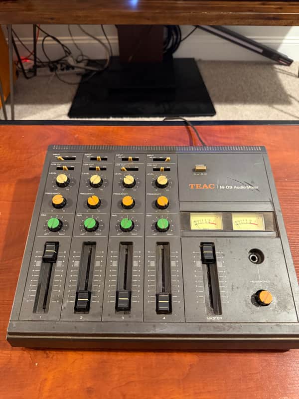 TEAC M-09 Audio Mixer - Black image 1