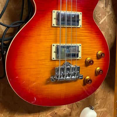 Epiphone Les Paul Standard Bass 2004 Heritage Cherry Sunburst image 2