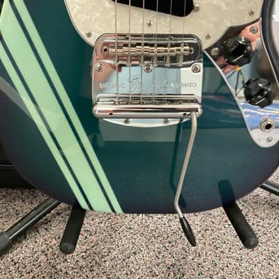 Fender Vintera II '70s Competition Mustang with Rosewood Fretboard 2023 - 2026 - Competition Burgundy image 8