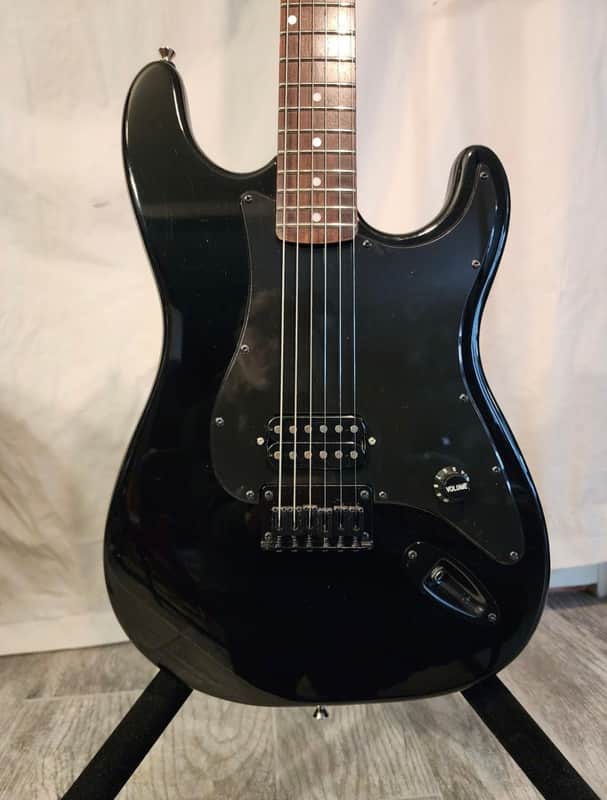 Squier Bullet Special Stratocaster