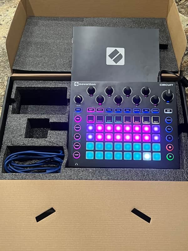 Novation Circuit Groovebox