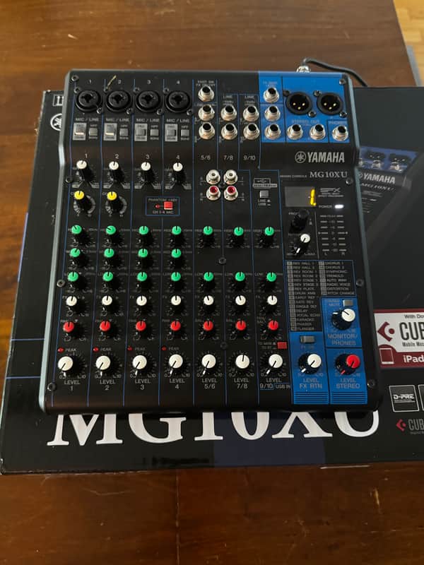 Yamaha MG10XU 10-Channel Analog Mixer