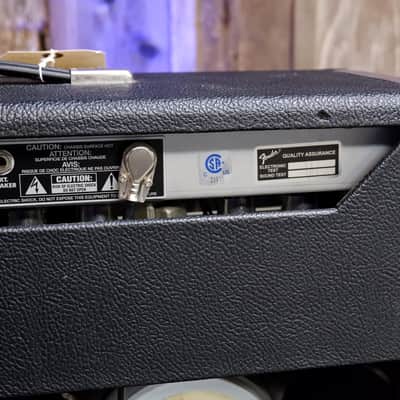 Fender '65 Twin Reverb Reissue 85-Watt 2x12" Guitar Combo 2008 - Black AC072543 with Footswitch image 18