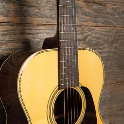 Used Martin Custom Shop 00-28 w/OHSC image 5