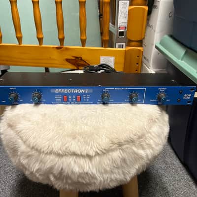 DeltaLab Effectron ADM 1020 Digital Delay 1980s - Blue image 4