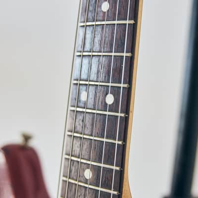 Fender Mustang Guitar with Rosewood Fretboard 1966 - Dakota Red image 10