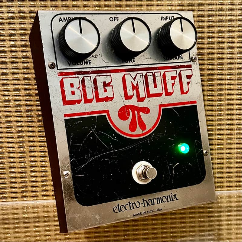 Electro-Harmonix Big Muff Pi V3 (Red & Black) | Reverb