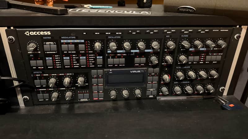 Access Virus TI Desktop Digital Synthesizer 2005 - Black image 1