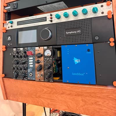Apogee Symphony I/O Mk II Thunderbolt 16x16 Analog + 16x16 AES/Optical, Dual 8x8S2 image 2