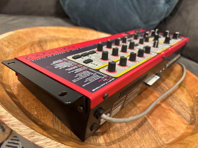 Nord Rack 2 16-Voice Rackmount Virtual Analog Synthesizer | Reverb
