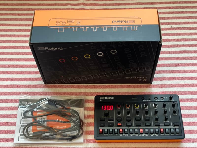 Roland T-8 AIRA Compact Beat Machine image 1