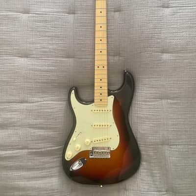 Fender American Professional Stratocaster, Maple Neck, 3-Tone Sunburst, Left Handed w/Original Hardshell Case, Mint Condition image 6