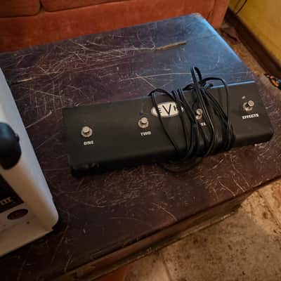 EVH 5150 III 6L6 3-Channel 50-Watt Guitar Amp Head 2018 - Present - Ivory image 2