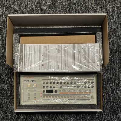Roland TR-09 w/Decksaver + micro USB/USB-C image 6