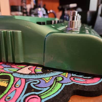 *Switch and LED Mods- Line 6 DL4 Delay Modeler 1999 - 2021 - Green image 3