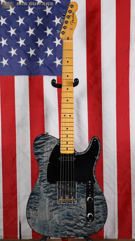 Fender Rarities Series Quilt Maple Top - Blue Cloud