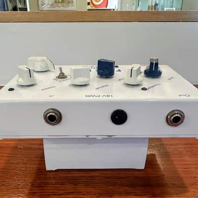 Homebrew Electronics HBE Frost Bite Flanger – Handwired #14/18 by Joel Weaver – Mint w/ Box & PSU – RARE BBD Analog image 6
