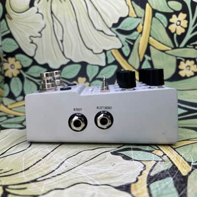 Walrus Audio Mako Series D1 High-Fidelity Stereo Delay - Used image 4