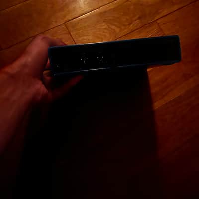 TC Helicon VoiceLive Play 2012 - Present - Blue image 2